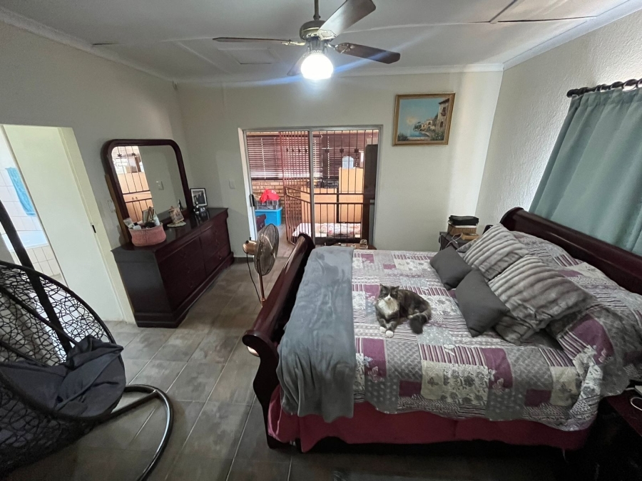 3 Bedroom Property for Sale in Protea Park North West